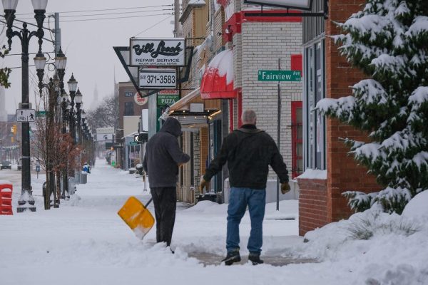 Historic Blizzard Paralyses Upper Midwest as Record Snowfall Totals Mount