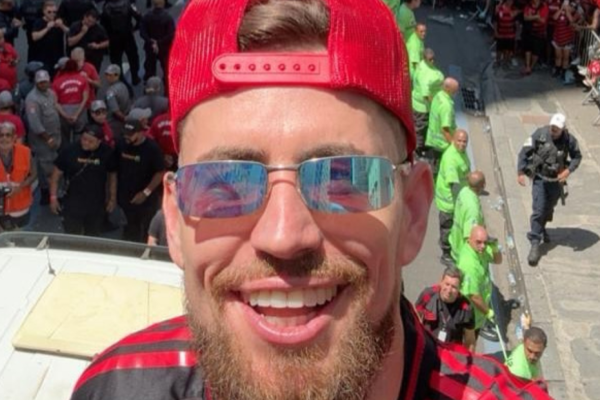 Soccer Star Jorginho Accuses Chappell Roan’s Security of Harassing Daughter