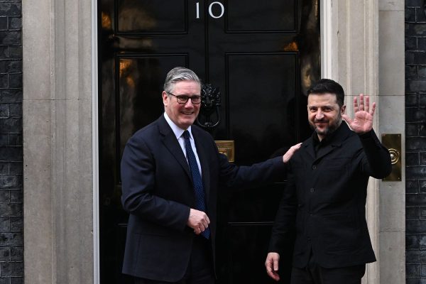Starmer Vows ‘Unbreakable’ Ukraine Support as Iran Conflict Threatens to Distract West