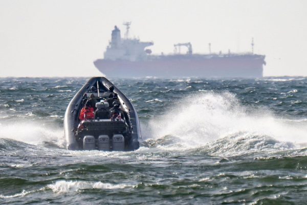 Swedish Court Orders Detention of Russian Tanker Captain in Baltic Sea False Flag Investigation