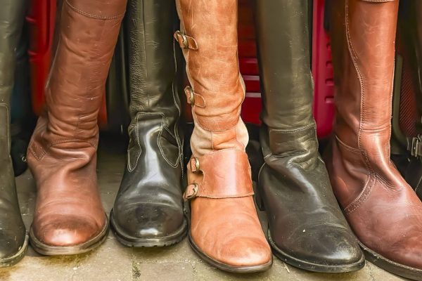The Art of the Hunt: Tips for Finding Hidden Treasures in Charity Shops