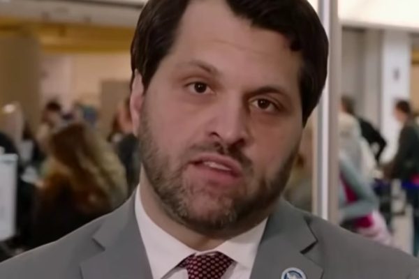 TSA Personnel Face ‘Humanitarian Crisis’ as Shutdown Enters Fifth Week