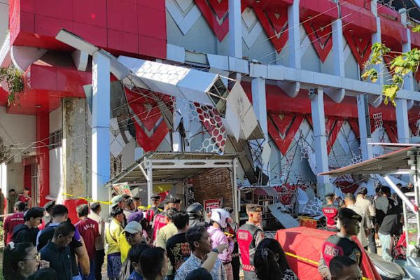 Earthquake Hits Indonesia’s Molucca Sea, Triggering Small Tsunami