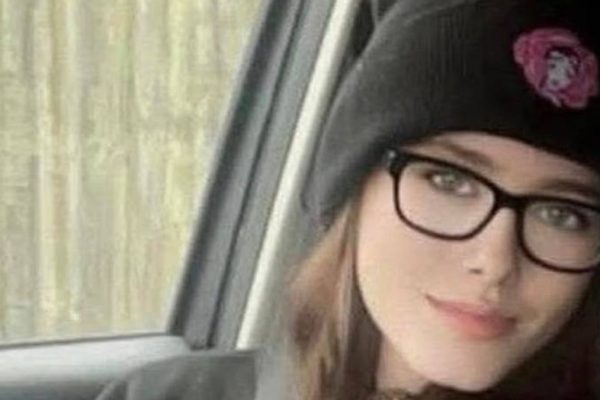 Father Issues Urgent Warning After Pet Dog Kills Teenage Daughter in Essex