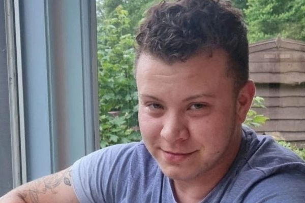 Father Overcomes Years of Medical Misdiagnosis to Share Tourette’s Reality