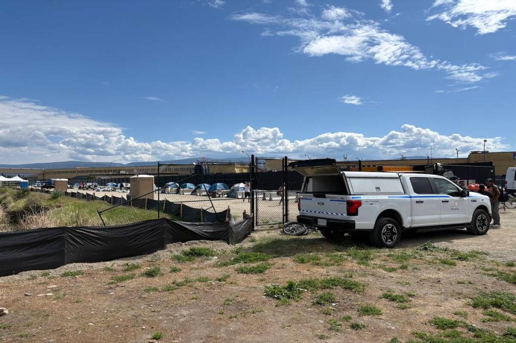 Kelowna Clears Tent City to Reopen Rail Trail, Moving Residents to Transitional Sites