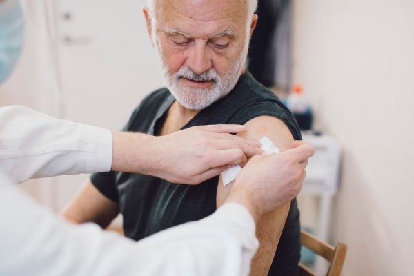 Large-Scale Human Trials Launched for Experimental Bird Flu Vaccine