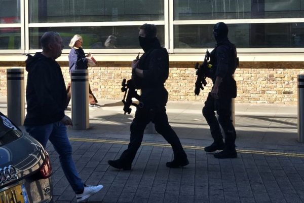 London’s Farringdon Station Evacuated Amid Suspected Gas Leak