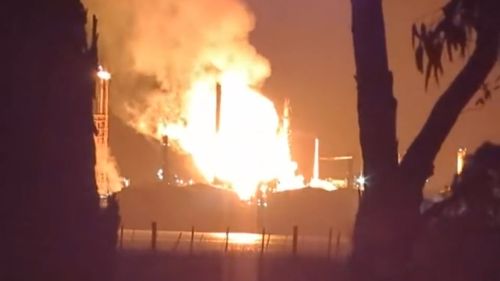Major Fire Erupts at Strategic Australian Oil Refinery in Geelong