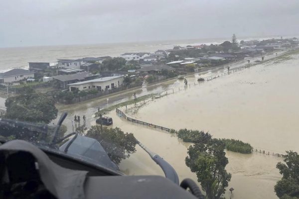 New Zealand Braces for Cyclone Vaianu; Supercars Cancel Weekend Finale
