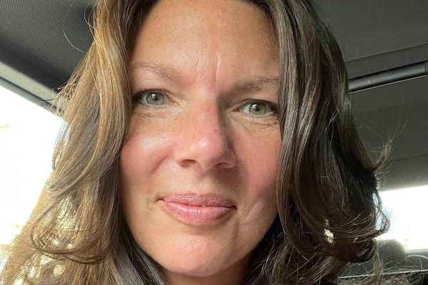 Police Officer Honors Wife’s Legacy After Rare Cancer Battle