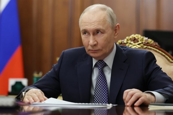 Russia Declares Orthodox Easter Ceasefire as Soldier Exchanges Continue