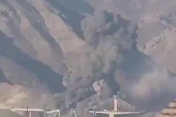 Trump Issues Ultimatum as U.S. Strikes Target Iranian Infrastructure