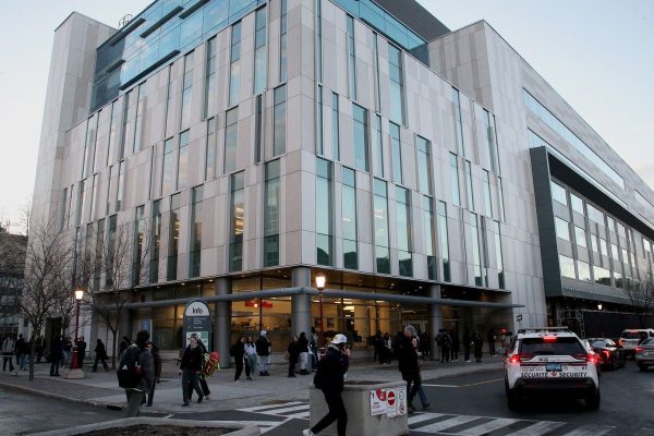 uOttawa Student Union Demands Overhaul of Campus Safety Alerts