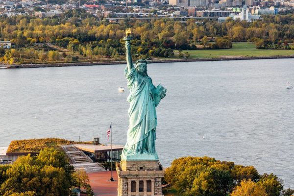 Brits Struggle to Identify Home Landmarks, Poll Reveals