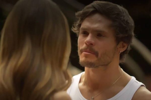 New Mexican Thriller ‘Between Father and Son’ Hits Netflix, Faces Technical Hurdles