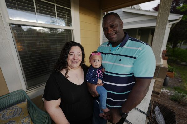 Parents Lead Growing Push for Federal NICU Leave Law